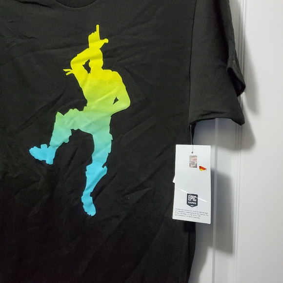 Fortnite Shirt - Picture 3 of 4